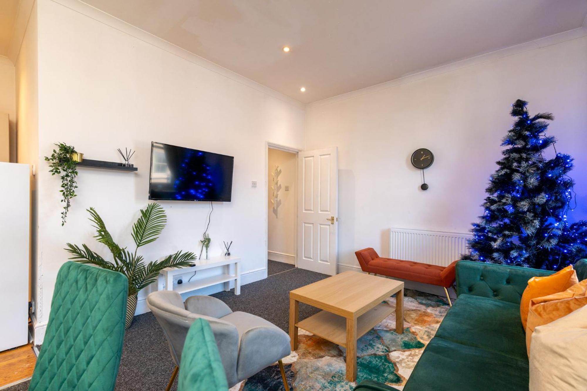 1br & 2br Apts By Livestay Short Lets & Serviced With Free Wifi Appartement
