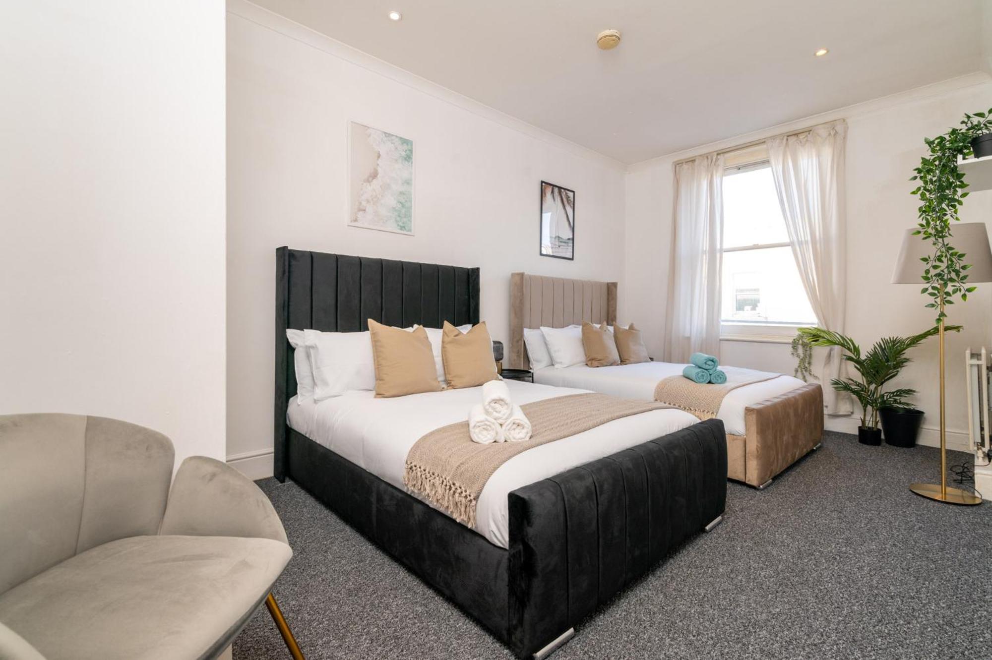 1br & 2br Apts By Livestay Short Lets & Serviced With Free Wifi Londres